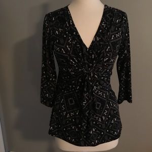 3/$25 Summer SALE 💝🎉🛍 3/4 Sleeve blouses.